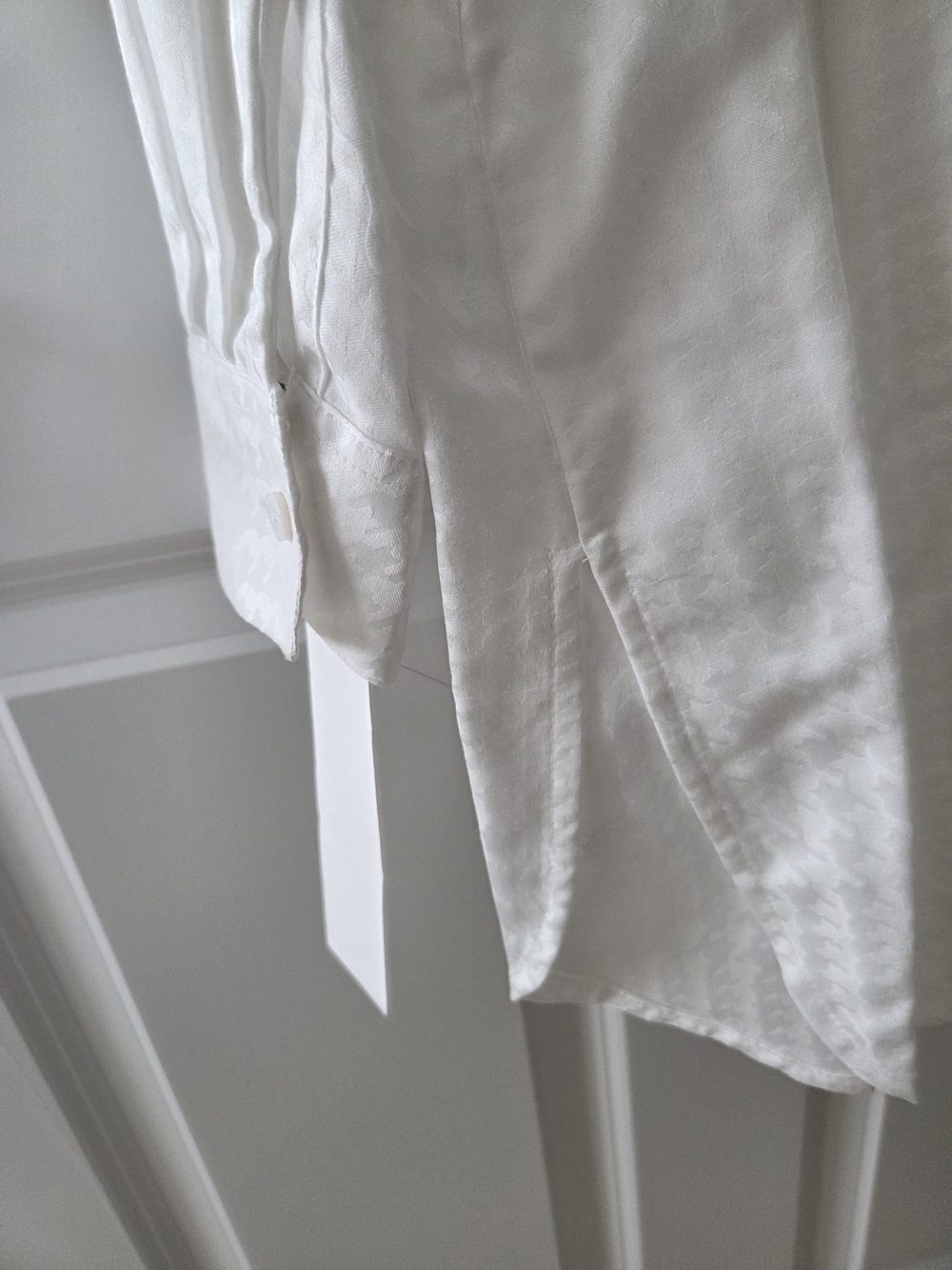 Foxcroft White On White Herringbone Textured Button-Front Blouse. Extra Long - Picture 8 of 13